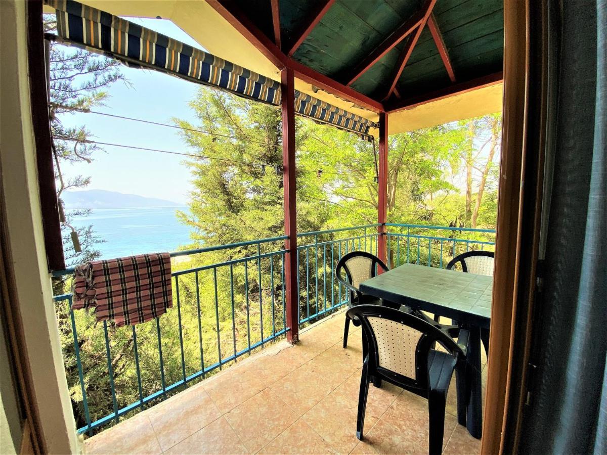 Ramo'S Cozy Beachside Haven With Panoramic Views - 1St Vlorë Eksteriør bilde