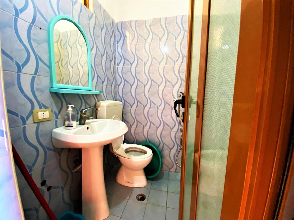 Ramo'S Cozy Beachside Haven With Panoramic Views - 1St Vlorë Eksteriør bilde