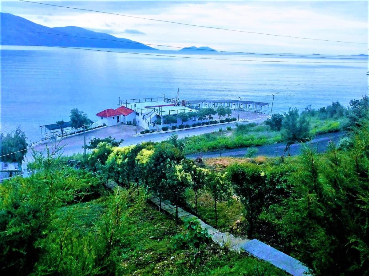 Ramo'S Cozy Beachside Haven With Panoramic Views - 1St Vlorë Eksteriør bilde